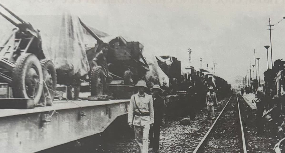 CHIẾN CÔNG 25. LỰC LƯỢNG AN NINH PHỐI HỢP BẢO VỆ AN TOÀN CÁC ĐOÀN TÀU VẬN TẢI QUÂN SỰ CHI VIỆN VŨ KHÍ CHO CHIẾN TRƯỜNG MIỀN NAM