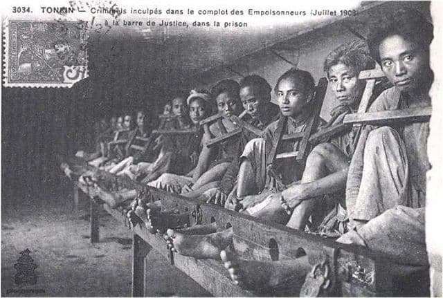 Những người trong vụ Hà thành đầu độc bị thực dân Pháp bắt giam tại Hà Nội.